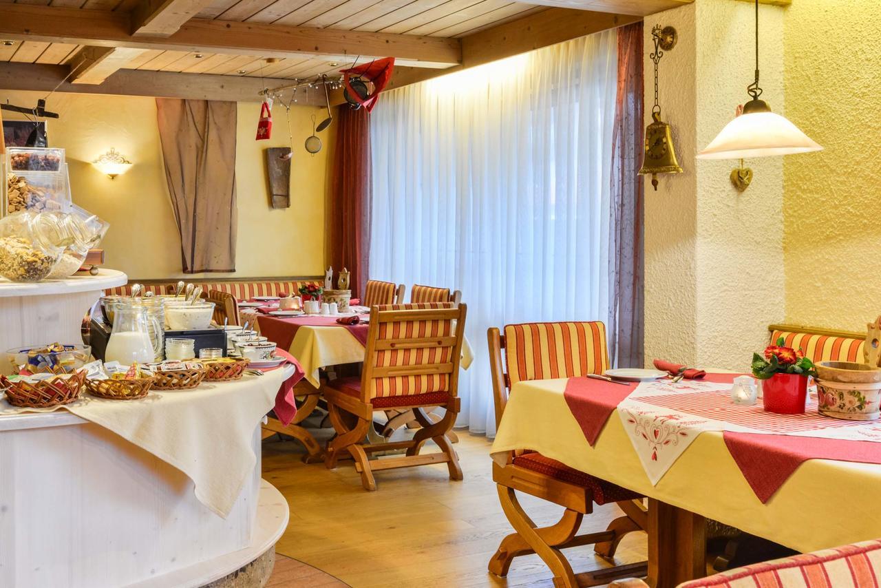 Ferienhotel Hahn Garni Ruhpolding Buitenkant foto